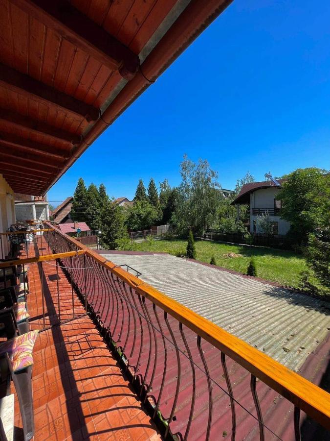 Pensiunea Sandra Ocna Şugatag Exterior foto